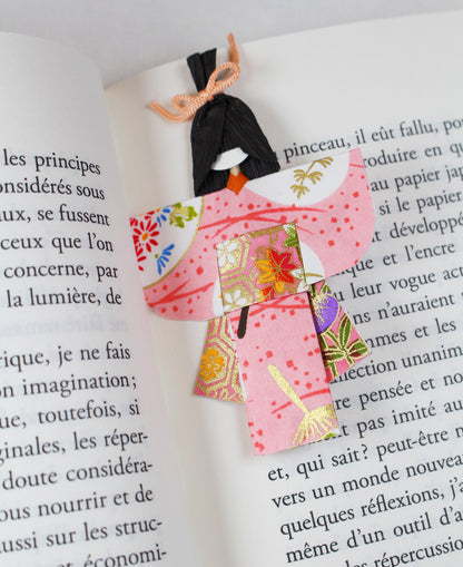Marque page poupée origami